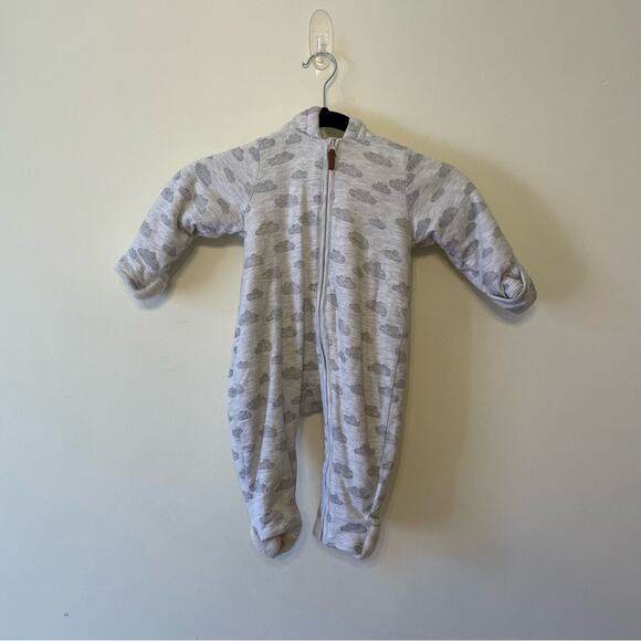 H&M 6-9 Months Baby footie gray white clouds bear hoodie fleece cute zipper - Picture 1 of 8